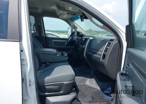 2018 Ram 2500 Slt 4X4 6'4 Box из США, поврежденный, VIN 3C6UR5DL4JG218360